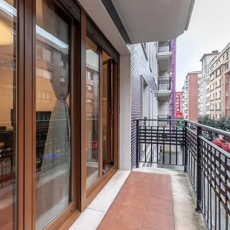 Zabalbide By People Apartment Bilbao
