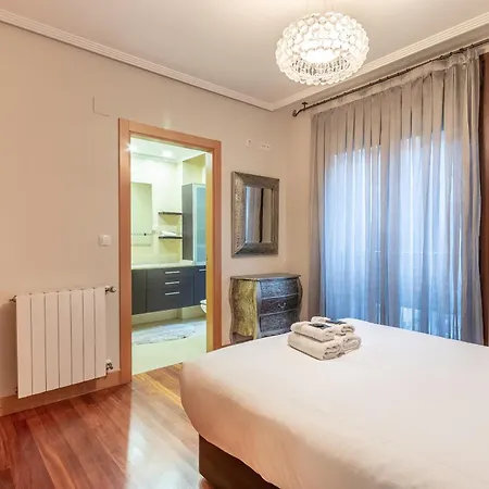 Zabalbide By People 毕尔巴鄂